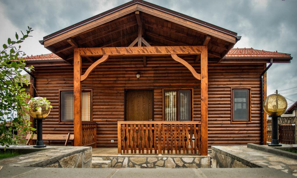 Yoneda Houses サパレヴァ・バニャ 部屋 写真